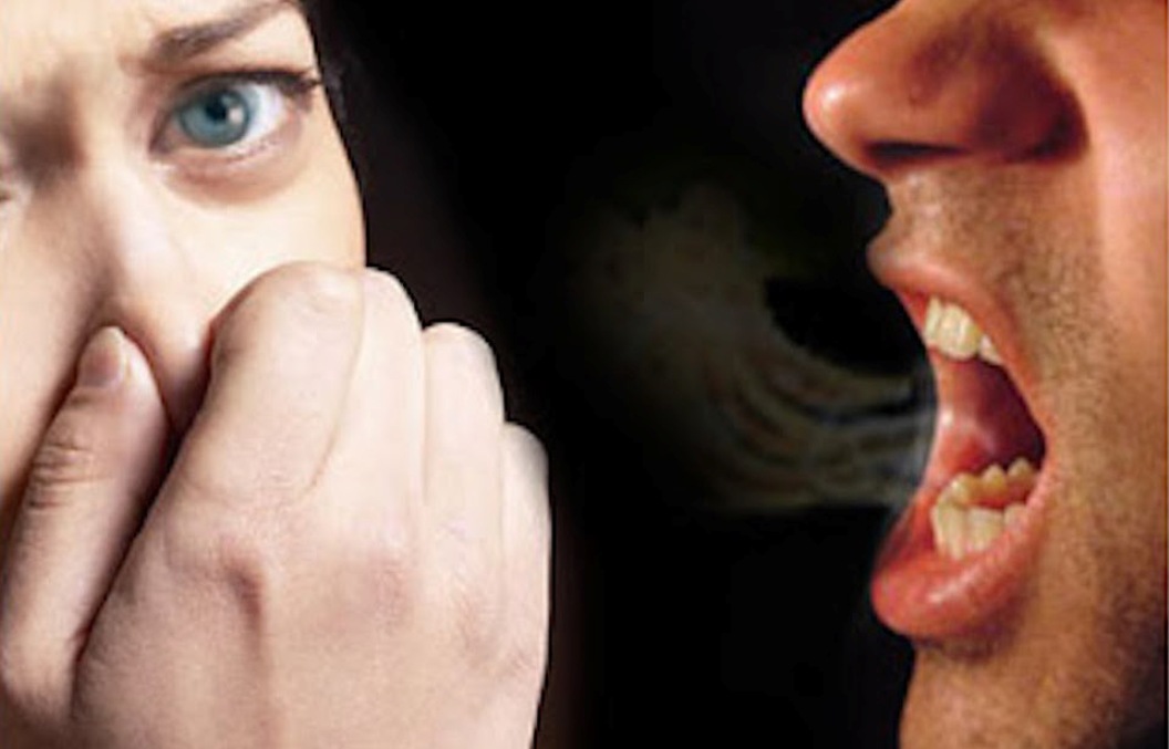 6 طرق للوقاية من رائحة الفم الكريهة