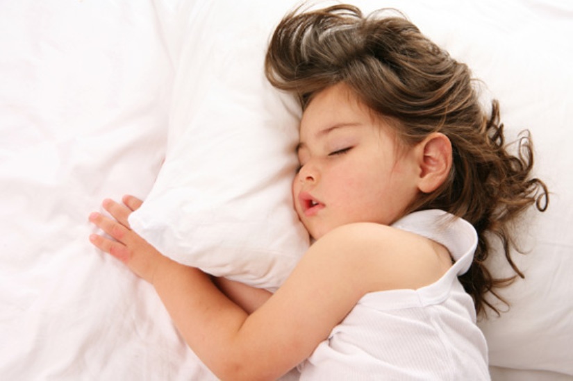7 أعراض تظهر أنك لا تنام ما يكفي Sleeping