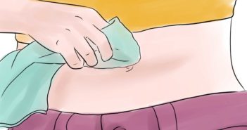 طريقة تنظيف السرة