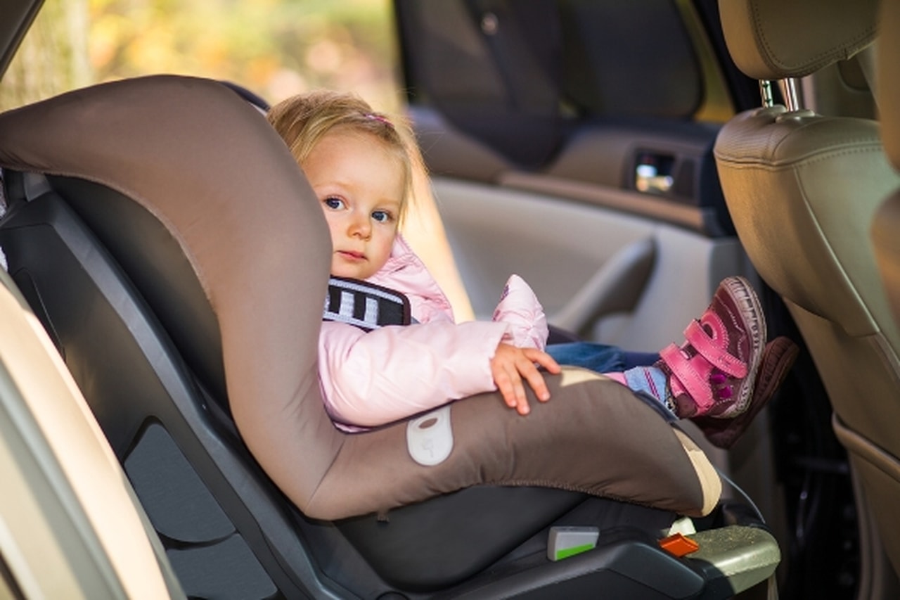 نصائح ذهبية لحماية طفلك في السيارة!