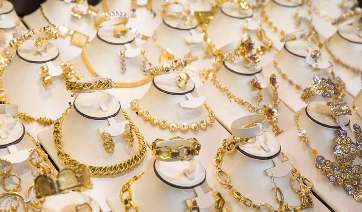 هذه مخاطر إرتداء المجوهرات التي لا تعرفها ! Jewelry